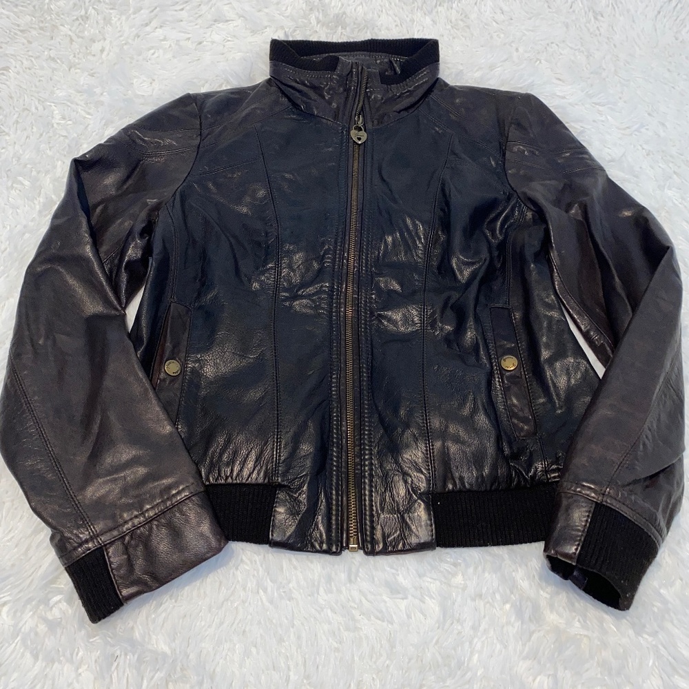 Guess Genuine Leather Bomber Jacket in Excellent Condition medium (tagged large)
